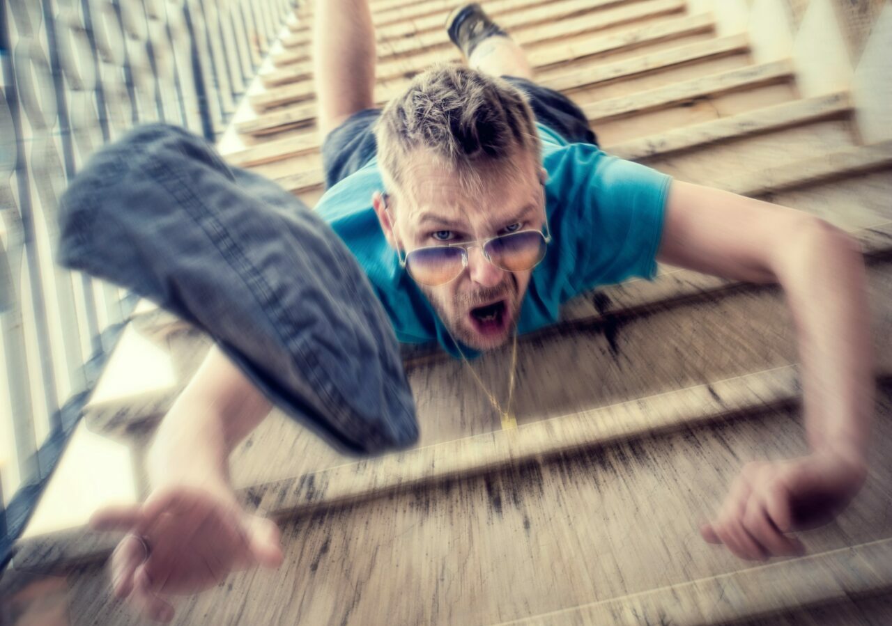 Red Roof Robber Falls through Ceiling