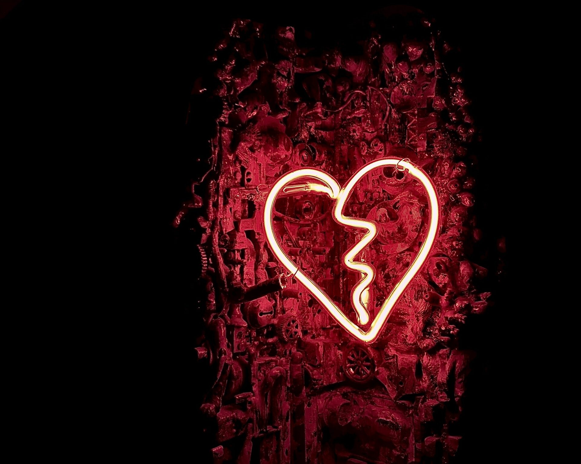 Texas Woman Attempts To Have Her Boyfriend Killed…TWICE… in the same night!