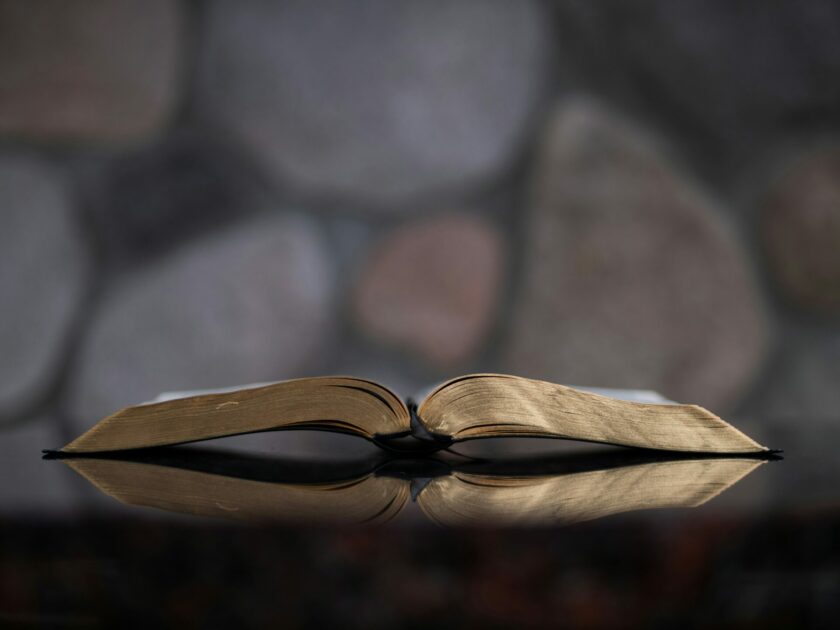 Walgreen’s Clerk Attack With Bible