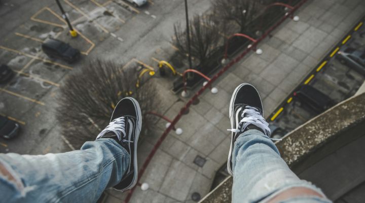 Amusement Park Riders Stranded 243 Feet in the Air during Storm
