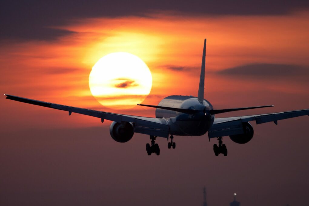 Man Trapped In Plane Privy for Entire Flight