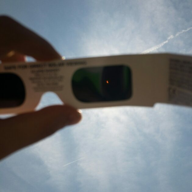 Beware of FAKE Eclipse Glasses