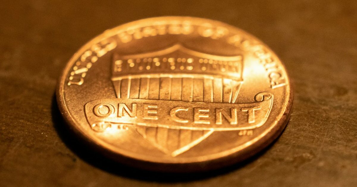 Man Robs Bank, Asks For A Penny