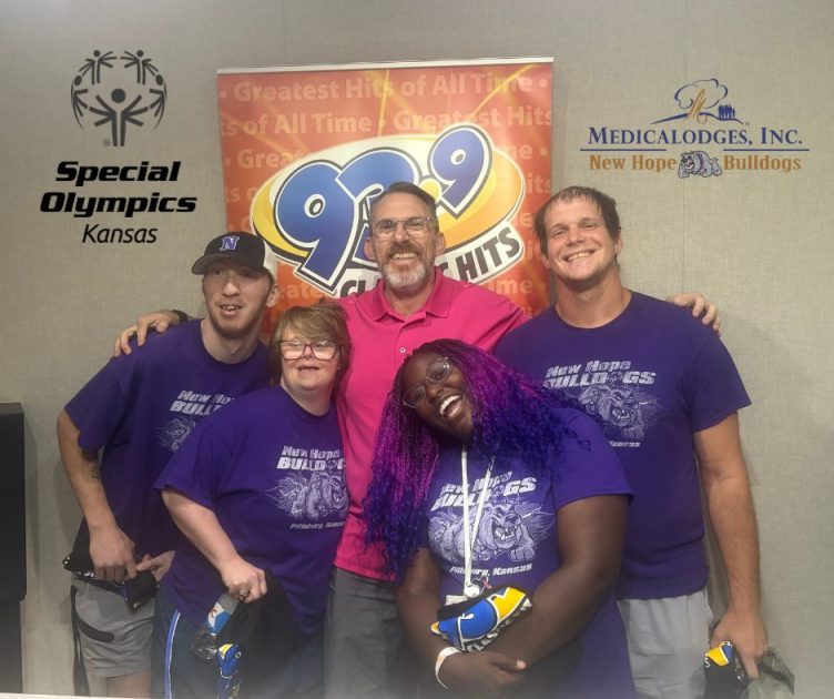 New Hope Bulldogs Visit Classic Hits 93.9