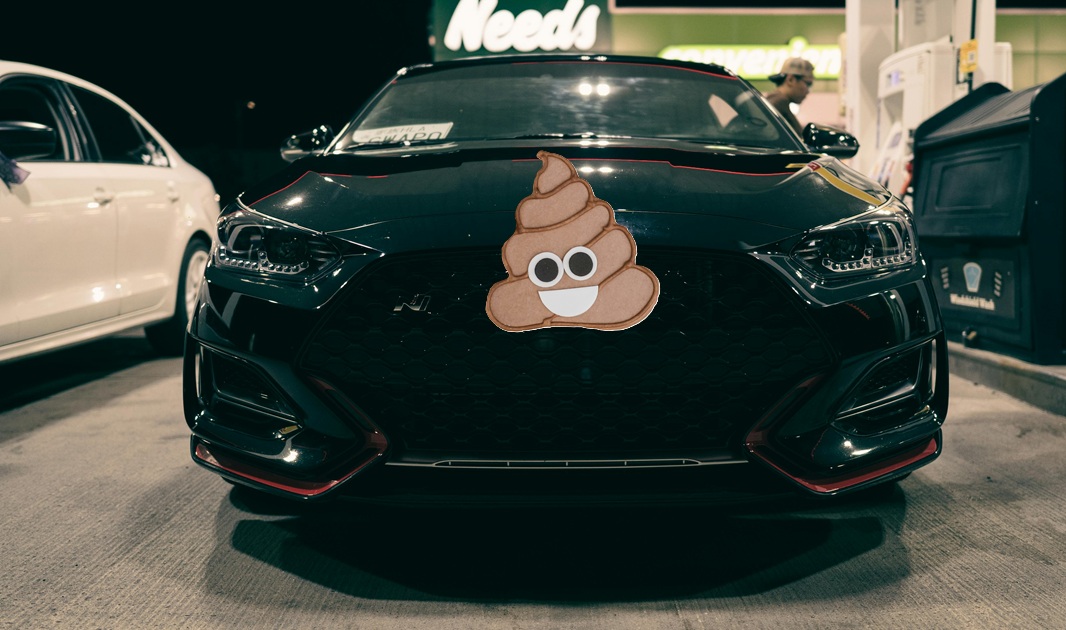 Road Rager Poops On Car